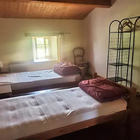 Maison Spacieuse Pres Du Centre Equestre 펜션 *