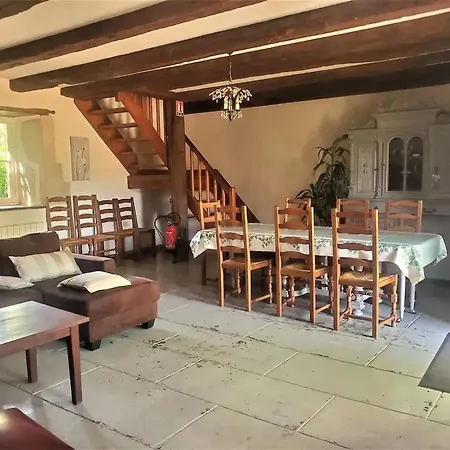 Maison Spacieuse Pres Du Centre Equestre 펜션 Anché