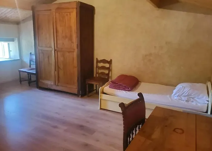 Сasa de vacaciones Maison Spacieuse Près Du Centre équestre Anché